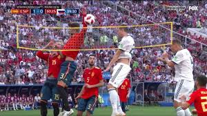 Daha önce panelleri düşürmeli gibi bir çok halini izlediğimiz çılgın japon yarışmasında yine olay karı soymaca ama bu defa üzerinde yün örgü. Mundial De Futbol Air Pique Y Los Mejores Memes De La Eliminacion De Espana En El Mundial