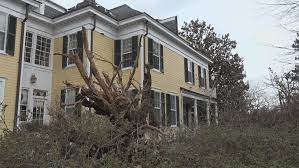 Builders, master custom home builders in the metropolitan area's finest neighborhoods of bethesda, potomac,. Tree Crashes Near Bethesda Home Just Missing Children S Bedrooms Wjla