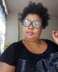 Sharon Seymore's Instagram, Twitter & Facebook