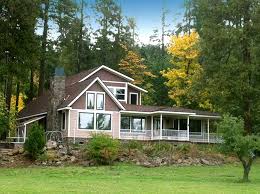 Situated on a lake, this cabin is 0.8 mi (1.3 km) from tahoe cross country ski area and within 3 mi (5 km) of tahoe city field station and agate bay. Mountain Cabin Rental Near Crater Lake Oregon