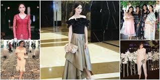 Style hijab dengan celana jeans hijab style in 2019 sumber : Tend Baju Undangan Beautifulfasr