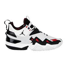 Découvrez la gamme chaussures homme basket sélectionnée pour vous par intersport, acteur majeur de la distribution d'articles de sport. Chaussures Homme Chaussures Basket Intersport