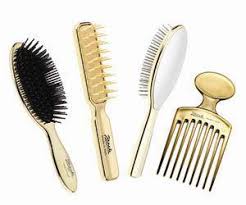 The 2 round brush has a rattail handle to easily section and part hair. Experience Italian Brushes Combs Styleicons