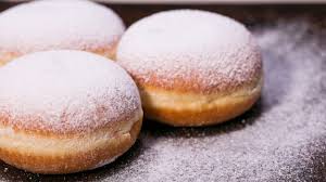 Tłusty czwartek wypada w ostatni czwartek przed wielkim postem. Tlusty Czwartek Ten Skladnik Sprawi Ze Paczki Beda Bardziej Pulchne I Wilgotne Magazyn Rmf Fm