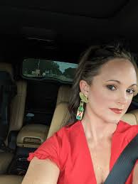 Bayou Belle Boutique offers great customer service and affordable prices in  Livingston Parish