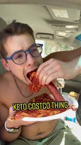 What the 🥴 🍕 🌭 #keto #costco #lowcarb #pizza #foodcombo #ChewyChattyPets