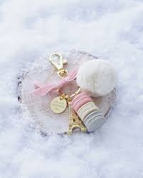 Pour Celebrer Cette Nouvelle Annee Qui Approche Offrez Un Porte Bonheur Aux Allures Gourmandes Le Porte Cle Parisienne Laduree Stud Earrings Keychain