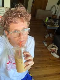 olivia mccartney (@aholivia)