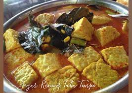Resep jangan ndeso tempe, tahu dan gembus ini sangat sederhana dan mudah, kenapa disebut jangan ndeso karena umumnya diseluruh pedesaan di jawa tengah. Resep Sayur Kuning Tahu Tempe Untuk Pemula