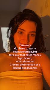 Lizzie Im Dating The Drummer Shirt