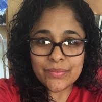 Leonor Montoya's Instagram, Twitter & Facebook