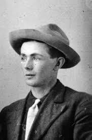 Earl Laughlin's Instagram, Twitter & Facebook