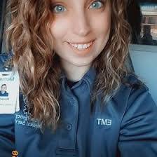 Roxanne Lindsey's Instagram, Twitter & Facebook