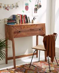 How to outsmart your small bedroom. 23 Best Desks For Small Spaces Small Modern Desks