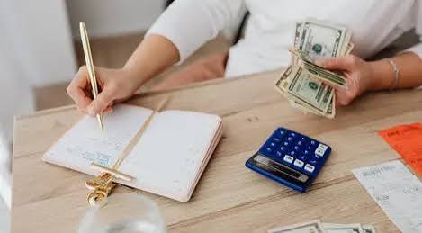 Tips Mengelola Keuangan bagi Freelancer dengan Pemasukan yang Tak Menentu