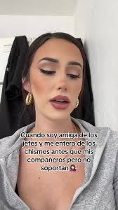 Chismes y Humor: La Historia de Lupe y la Burrita