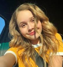 Ruby rose turner is a young american dancer and tv actress known for the roles in tv series like fuller house of netflix. Ruby Rose Turner Family Parents Older Sister And Younger Brothers Familytron