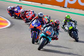 Mis sous pression constante et grandissante ces dernières années par honda, le blason aux diapasons conserve en 2020 son titre de marque préférée des motards et scootéristes français. Yamaha En Marche Vers Le Titre Constructeurs Gp Inside