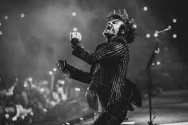 Aesthetic Lockscreen Aesthetic Harry Styles Black And White Harry Styles Lockscreen Wallpaper Fondo De Pantalla Live On Tour Buenos Aires Ar March 23rd 2018 Harry Styles Live Harry Styles Harry Styles Wallpaper