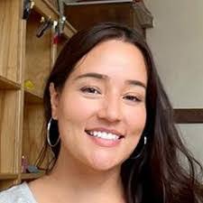 Estefania Rios's Instagram, Twitter & Facebook