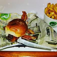 According to the man himself, mark wahlberg's burger chain, wahlburgers, is coming to australia sometime this year! Wahlburgers My Burger Had Government Cheese Picture Of Wahlburgers Las Vegas Tripadvisor