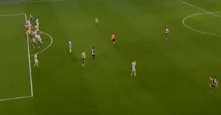 Futbol oyun kurallarında ofsaytla ilgili yapılan tanımlar ve değişiklikler kronolojik olarak şöyledir futbolda en çok tartışılan konuların başında ofsayt kuralı gelmektedir. F Bahce Nin Penaltisinda Ofsayt Tartismasi Kural Takvim