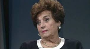 Também minimizou as torturas e mortes durante a ditadura militar e, para ilustrar, chegou a cantar o jingle pra frente brasil da copa do mundo fifa de 1970, período em que o país estava sob aquele regime. Daniel Proenca De Carvalho Parte I Rtp Arquivos