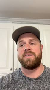 Matt Boggs channeling his inner Matt Matthews!!! Can't wait to see him  Friday night in Virginia Beach! @matt_mathews #comedy #farmchores  #mattmatthews #funny #farmlife