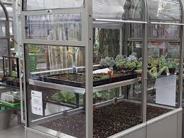 Balkon Terrassen Gewachshaus Terra Garten Heinemann In 2020 Selbstgebautes Gewachshaus Gewachshaus Gewachs