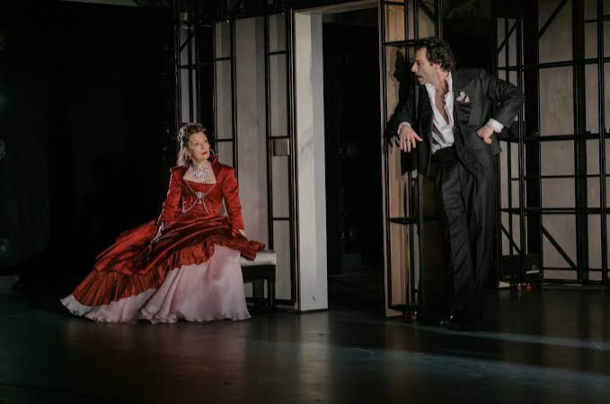 Les Liaisons Dangereuses review: A deliciously sinful experience | Radio  Times