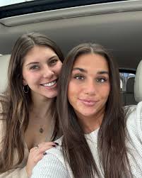 Carly Hendrickson (@carly.hendrickson) • Instagram photos and videos