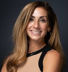 Denise Rubin's Instagram, Twitter & Facebook