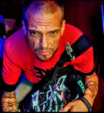 I lost my wedding ring set yesterday. The only place I went was Red Robin.  Please if you find it, return it. I'm just heartbroken. They have my  contact info.