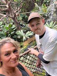 Lift op finds lost item