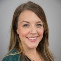 Amber Packard's Instagram, Twitter & Facebook