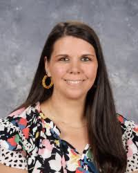 Jennifer Nace's Instagram, Twitter & Facebook