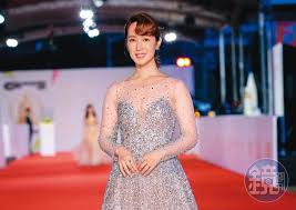 From 小 (ko, small, little) + 僧 (sō, bonze, buddhist monk). ç¢©è–°äº'æ—ºç­‰å­• å°è–°åŒå±…é„­äººç¢©ç™¼ç¦çˆ† å‚™å­•ä¸­