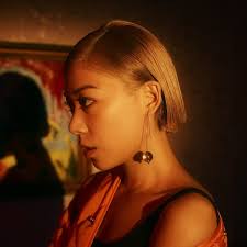 Pretty Liar> @jamiez_ cast @siuyea_lo director @maggieslays_ creative  @maggieslays_ & @shengwong_ producer @unimpressed.gremlin dp @samchan711  assistant cameraman @hoccho0823 gaffer @lightinglai.ho grip Lo Siu Hong  editor @samchan711 colorist @fmlik_ ...