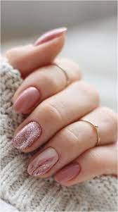Need some nail design inspiration for your short nails? 55 Glitter Gel Nail Designs For Short Nails For Spring 2019 37 Winter Nails Gel Glitter Gel Nails Glitter Gel Nail Designs