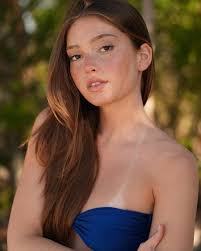 Natasha Tanner @natashaatanner took these photos over spring break and here  are some of my favorites- none are retouched . #innerouterbeauty