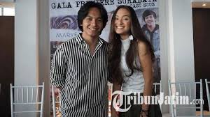 Surat cinta untuk starla composed by : Sinopsis Film Surat Cinta Untuk Starla Obsesi Cinta Hema Kepada Alam Saksikan Sekarang Di Sctv Tribunstyle Com