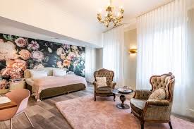 Police in the southern german state of bavaria say officers and emergency personnel are attending an incident at barbarossaplatz in central würzburg. Hotel Wurzburger Hof Wurzburg Updated 2021 Prices