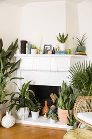 this boho living room makeover is jungalow goals wohnzimmer weiss diy wohnzimmer boho wohnzimmer