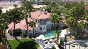 Klein museum, dat onder meer schilderkunst, beeldhouwkunst en grafiek laat zien van de duitse kunstenaarsfamilie begas, van wie. Tennis Darum Verkauft Steffi Graf Ihren Millionenschweren Familienpalast