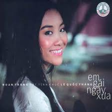 Reproducir Em Gai Ngay Xua de Doan Trang en Amazon Music