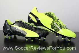 Marco reus has worn puma power boots for a number of years, and will continue to wear the powercat 1.12 in the current white, red and blue colourway for the beginning of the new bundesliga season. Puma Evospeed 1 3 Tricks Marco Reus Boots Soccer Reviews For You
