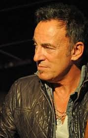 Bruce ❤️ 📷: Bobby Banks