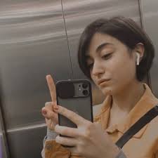 Buse yıldırım müziği, doğayı, hayvanları seven bir zat somewhere on earth traveller 58 @interrailturkiye @unirail 26 september ~expert aesthetician. Buse Yildirim Mavipands Twitter