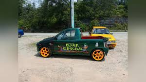 Kereta kancil ini dimiliki oleh tuan faddly tuan muda, yang juga merupakan pemilik paka turbo garage. Kancil 660 Modified