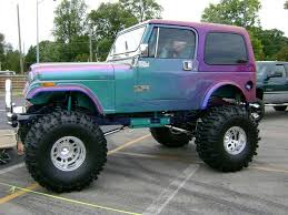 Black And Hot Pink Jeep Pin By Brittany Kirksey On Big Trucks Cars Dream Cars Jeep Badass Jeep Jeep Cars